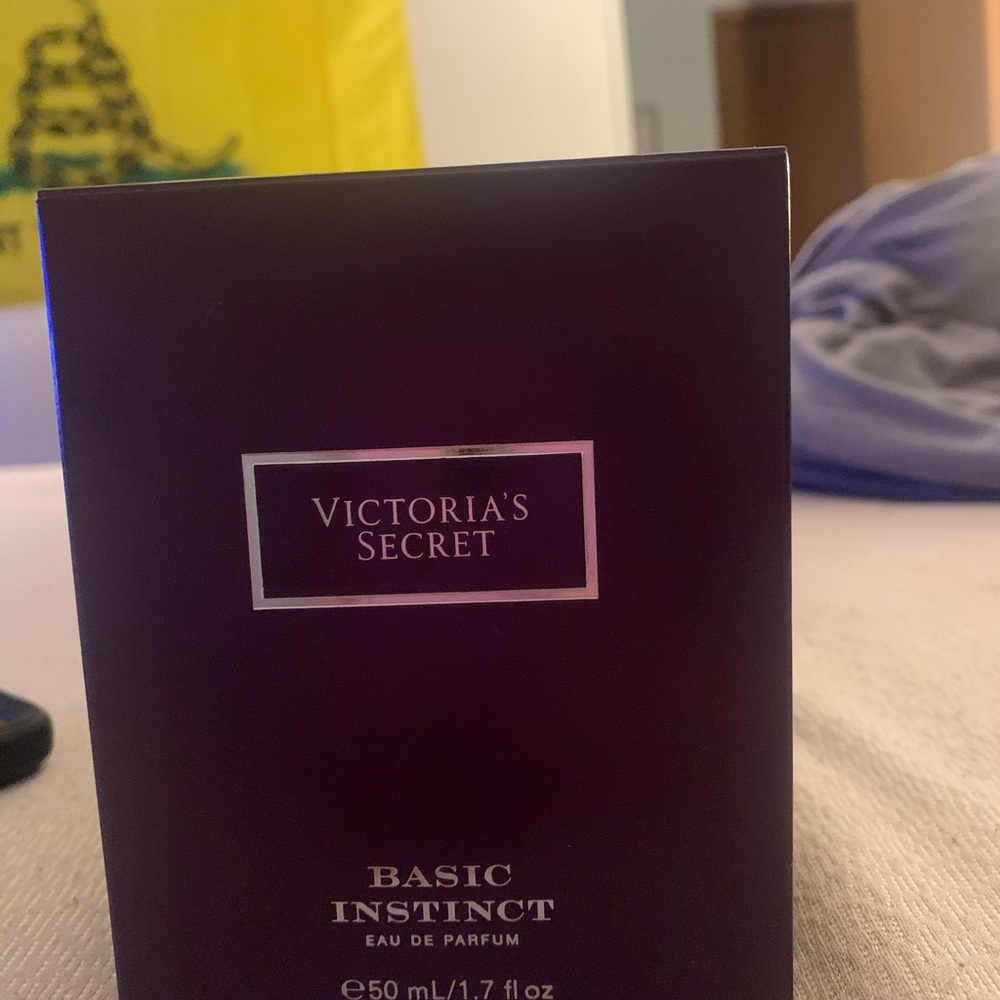 Victoria Secret BASICS INSTINCT